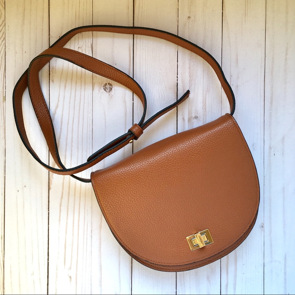 Steve Madden Half Moon Front Flap Crossbody - Picture 1 of 7